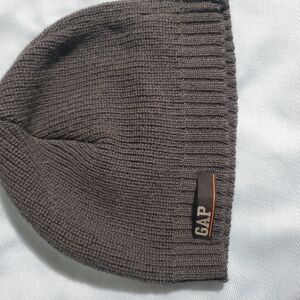 Gap and Realtree beanie hats